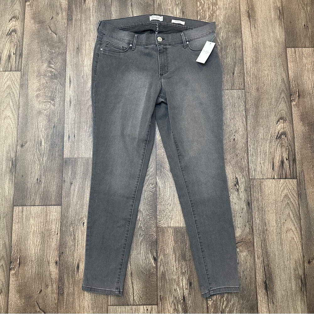 Jessica Simpson Kiss Me Skinny Stretch Jeans Women’s Size 14W Grey
